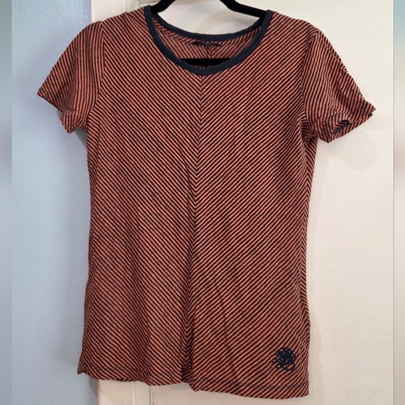 Brooks Brothers Tops - Women's Brooks Brothers Terracotta Orange & Navy Blue T Shirt, Size S